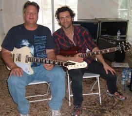 Dweezil2010
