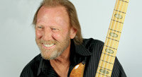 Rocco Prestia Wows Crowds at SoCal Master Class Clinics